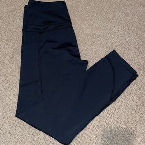 Zyia active blacker leggings with side pocket! fits size 6-8